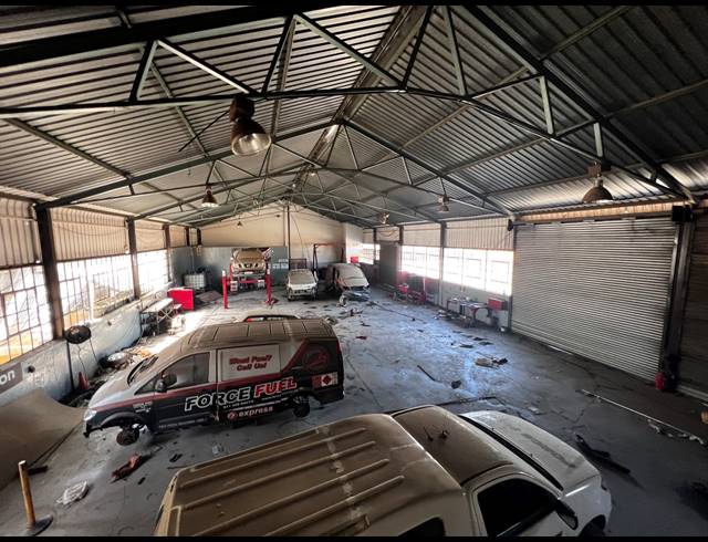 1,450M² FACTORY TO LET IN ALRODE